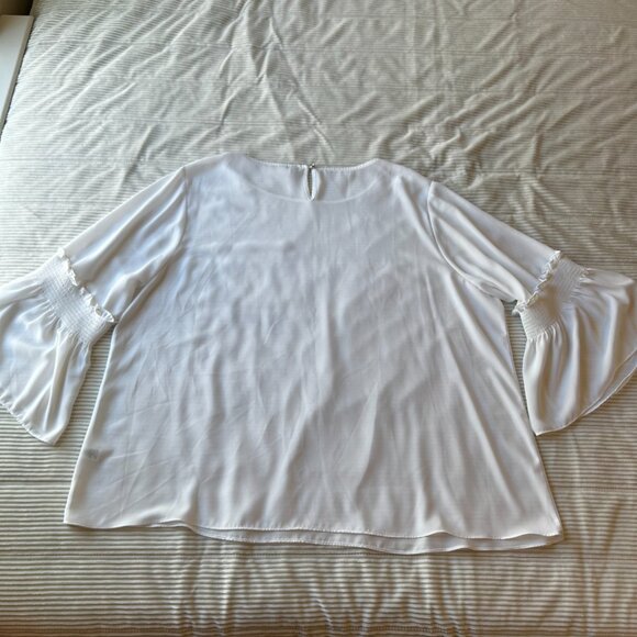 Cato Women’s Plus Size 22/24W White Blouse Boho Flowy 3/4 Bell Sleeve Top - Picture 8 of 14